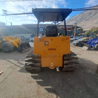 5004BULLDOZER CAT D3C                              ZONA FRANCA